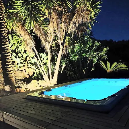 Dammuso Magia Con Piscina Vakantiehuis